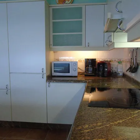 Apartamento En Caion * A Coruna